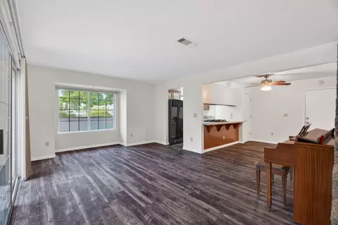 Living - 200 Ridgetop Dr #22, Redding, CA 96003 photo 1 of 4