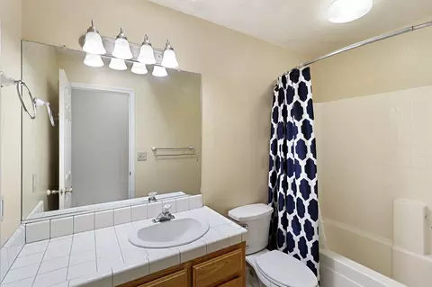 Bath - 4448 Rose Terrace Dr, Redding, CA 96001 photo 1 of 2