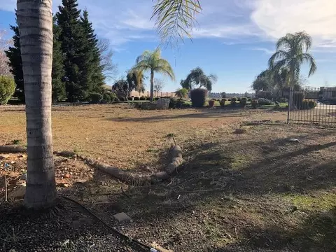 835 Santa Cruz Dr, Redding, CA 96003 photo 4