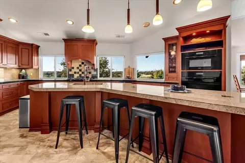 Kitchen - 14805 Hilltop Dr, Red Bluff, CA 96080 photo 1 of 7