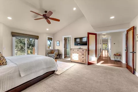 Bedroom - 14805 Hilltop Dr, Red Bluff, CA 96080 photo 3 of 13