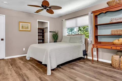 Bedroom - 14805 Hilltop Dr, Red Bluff, CA 96080 photo 12 of 13