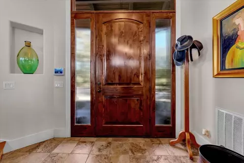 Entry Way - 14807 Hilltop Dr, Red Bluff, CA 96080 photo 1 of 3