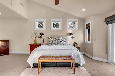 Bedroom - 14807 Hilltop Dr, Red Bluff, CA 96080 photo 4 of 13