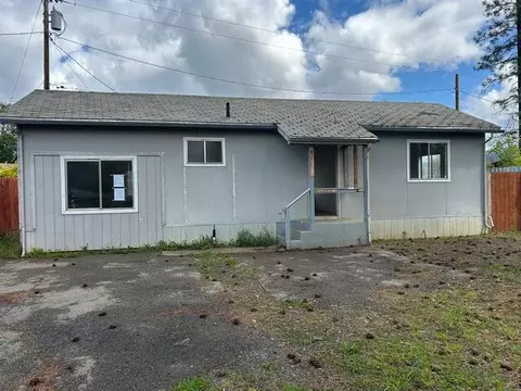 61 Virginia St, Weaverville, CA 96093