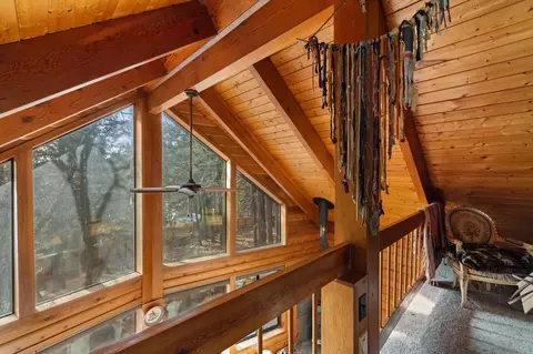 Entry Way - 200 Button Rd, Weaverville, CA 96093 photo 4 of 5