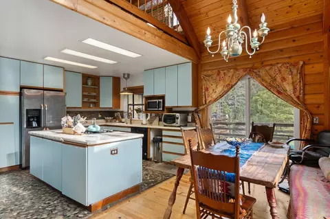 Kitchen - 200 Button Rd, Weaverville, CA 96093 photo 1 of 2