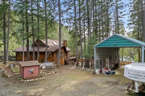 Exterior - 200 Button Rd, Weaverville, CA 96093 photo 20 of 21