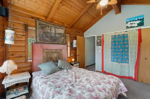 Bedroom - 200 Button Rd, Weaverville, CA 96093 photo 2 of 6