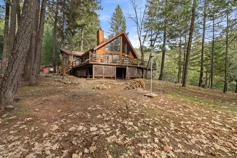 Exterior - 200 Button Rd, Weaverville, CA 96093 photo 13 of 21
