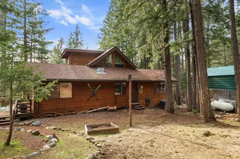 Exterior - 200 Button Rd, Weaverville, CA 96093 photo 11 of 21