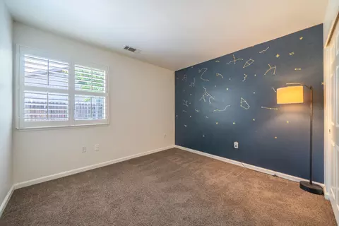 Bedroom - 1925 Jeanae Ct, Redding, CA 96002 photo 4 of 6