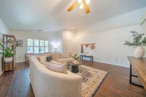 Living - 1925 Jeanae Ct, Redding, CA 96002 photo 1 of 1