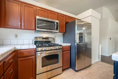 Kitchen - 1925 Jeanae Ct, Redding, CA 96002 photo 4 of 4