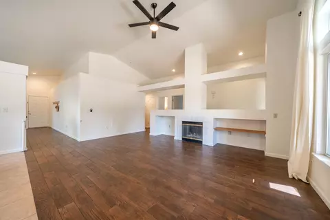 Living - 1925 Jeanae Ct, Redding, CA 96002 photo 4 of 6