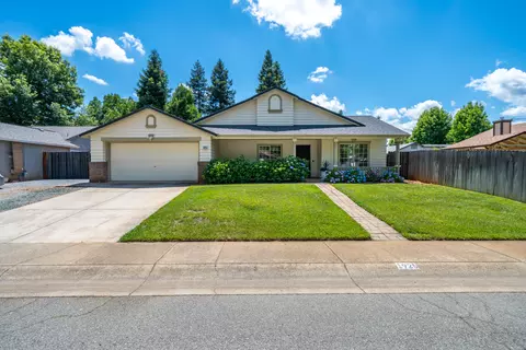 Exterior - 1925 Jeanae Ct, Redding, CA 96002 photo 2 of 14