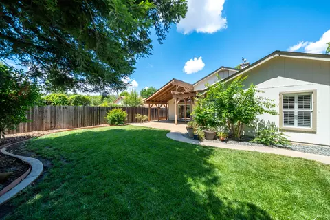 Exterior - 1925 Jeanae Ct, Redding, CA 96002 photo 9 of 14