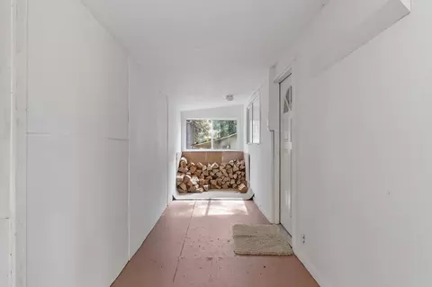 Entry Way - 33829 Constellation Dr, Shingletown, CA 96088 photo 2 of 2