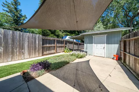 Exterior - 2470 Sacramento Dr, Redding, CA 96001 photo 8 of 28