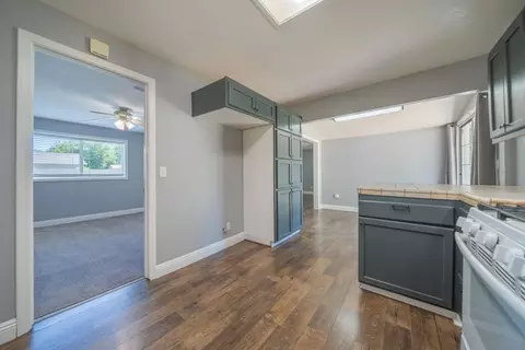 Entry Way - 2470 Sacramento Dr, Redding, CA 96001 photo 3 of 3