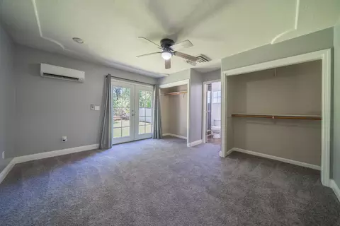 Bedroom - 2470 Sacramento Dr, Redding, CA 96001 photo 5 of 7