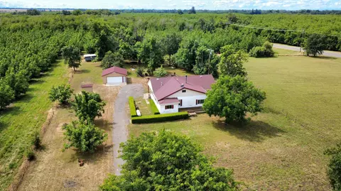 25035 66th Ave, Los Molinos, CA 96055
