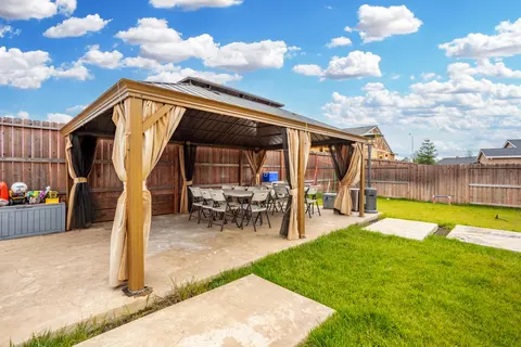 Other - 2889 Ukonom Dr, Redding, CA 96002 photo 6 of 8