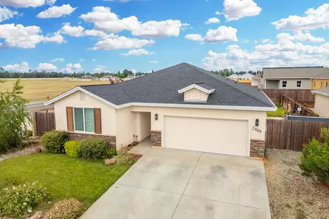 Exterior - 2889 Ukonom Dr, Redding, CA 96002 photo 2 of 7