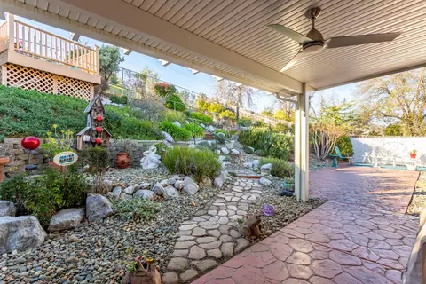 Exterior - 4746 Tralee Ln, Redding, CA 96001 photo 4 of 17