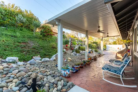Exterior - 4746 Tralee Ln, Redding, CA 96001 photo 6 of 17