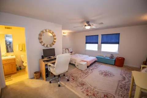 Bedroom - 767 Doral Trl, Redding, CA 96003 photo 3 of 4