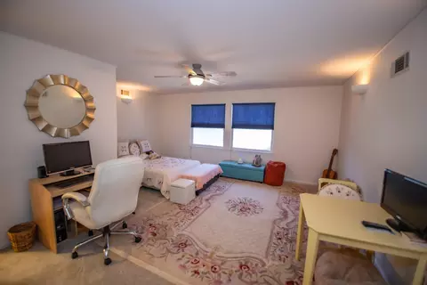 Bedroom - 767 Doral Trl, Redding, CA 96003 photo 2 of 4