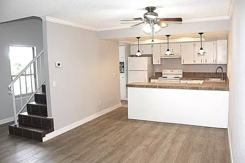 Living - 1975 Bechelli Ln, Redding, CA 96002 photo 1 of 3