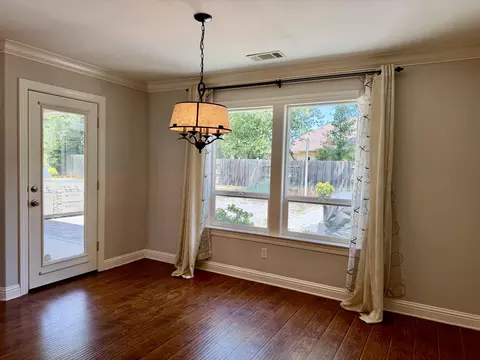 Other - 2704 Western Oak Dr, Redding, CA 96002 photo 2 of 10