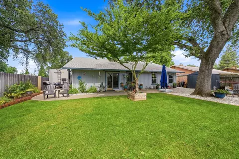 Exterior - 6834 Irving Rd, Redding, CA 96001 photo 5 of 11