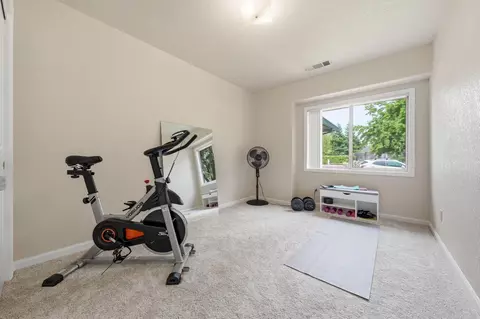 Bedroom - 6834 Irving Rd, Redding, CA 96001 photo 2 of 2