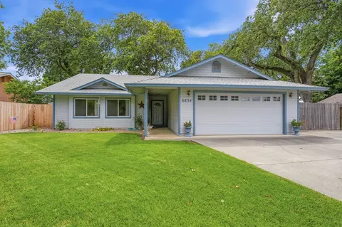 6834 Irving Rd, Redding, CA 96001