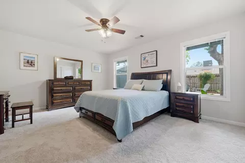 Bedroom - 6834 Irving Rd, Redding, CA 96001 photo 1 of 2