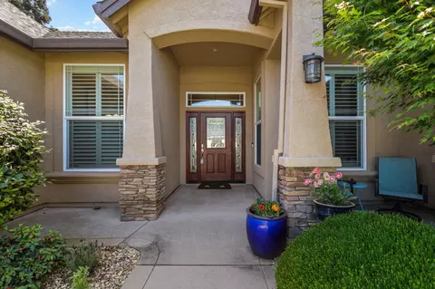 4690 Big Horn Dr, Redding, CA 96002 photo 2