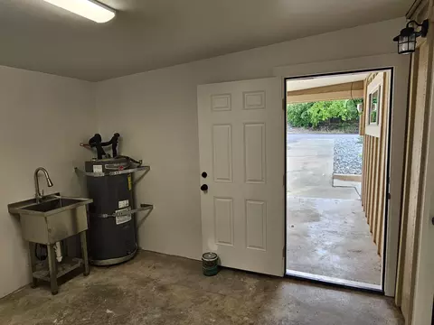 Other - 1615 Oak St, Redding, CA 96001 photo 2 of 7