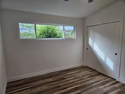 Bedroom - 1615 Oak St, Redding, CA 96001 photo 3 of 6