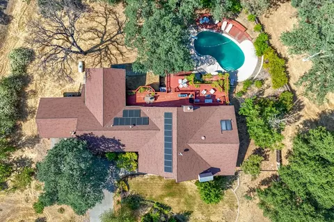 View/Area - 8846 Goldstone Ln, Redding, CA 96001 photo 3 of 3