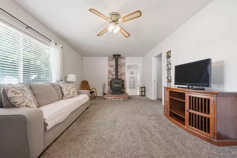 Other - 924 Oak St, Mccloud, CA 96057 photo 5 of 7