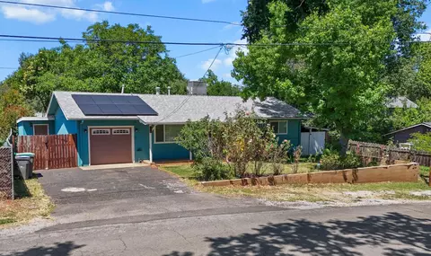1828 Cabello St, Shasta Lake, CA 96019