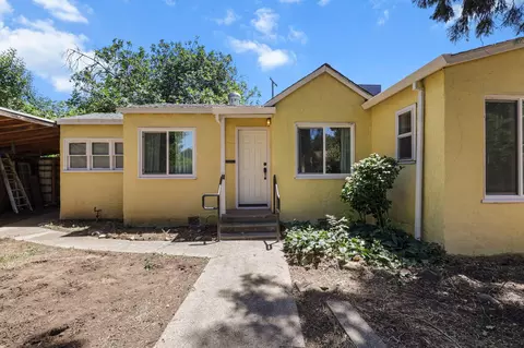 700 Severtson Dr, Redding, CA 96001