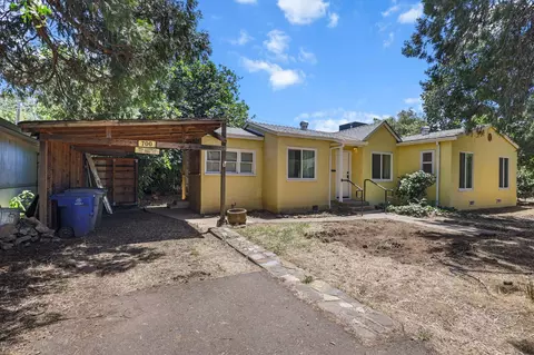 Exterior - 700 Severtson Dr, Redding, CA 96001 photo 7 of 10