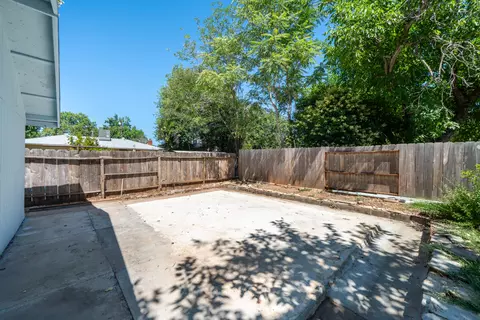 Exterior - 2920 Fairway Ave, Redding, CA 96002 photo 8 of 16