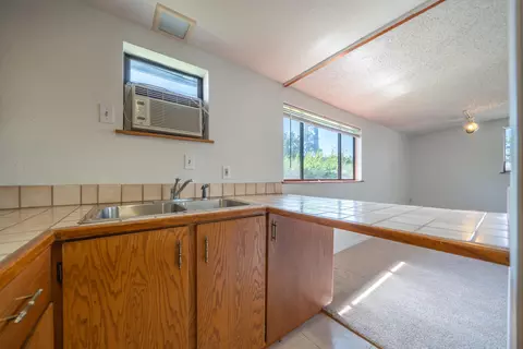 Kitchen - 2920 Fairway Ave, Redding, CA 96002 photo 6 of 6