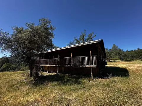 880 S Meadow Ln, Hayfork, CA 96041 photo 2