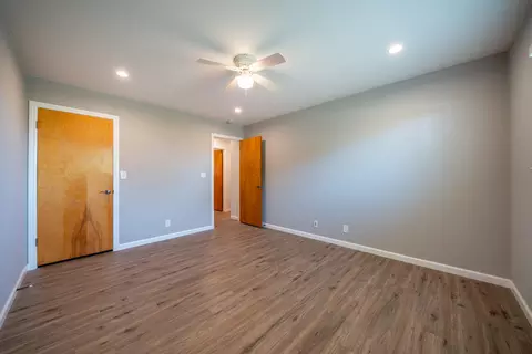 Bedroom - 3914 Alma Ave, Redding, CA 96002 photo 4 of 6